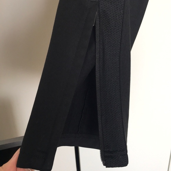 Nike Dri-Fit Training Pants - Picture 3 of 3